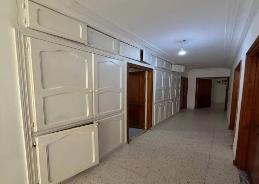 Étage de villa À Louer à ARIANA - ÉTAGE DE VILLA S+4 ENNASR 1 - Immobiliere.tn - Photo 7