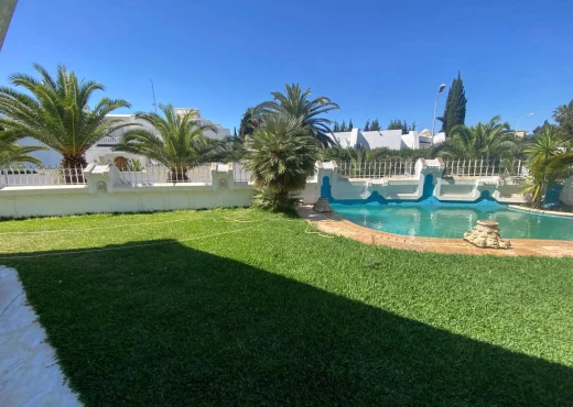 villa À Vendre à SOUSSE - VILLA S+5 STYLE USA AVEC PISCINE EN VENTE À KANTAOUI - Immobiliere.tn - Photo 9
