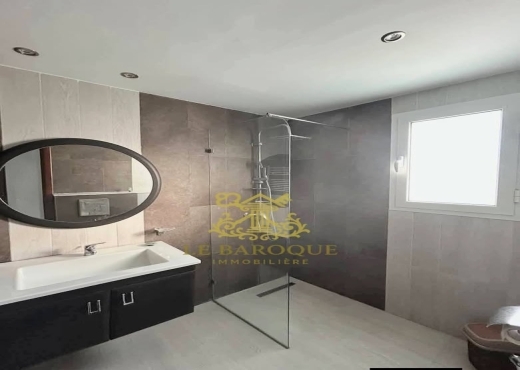 À louer Duplex S+3 à la Marsa