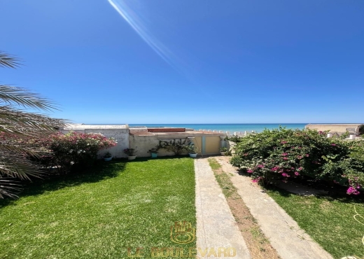 Bungalow S+2 au bord de la mer
