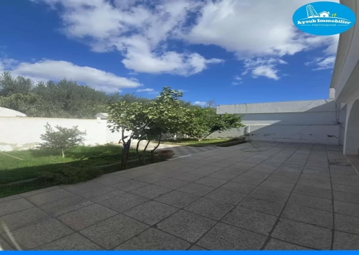 maison à louer à l'année