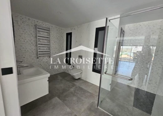 villa À Louer à TUNIS - Triplex s5 avec piscine à Gammarth - Immobiliere.tn - Photo 6