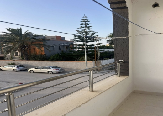 A Louer S+2 a LA Soukra