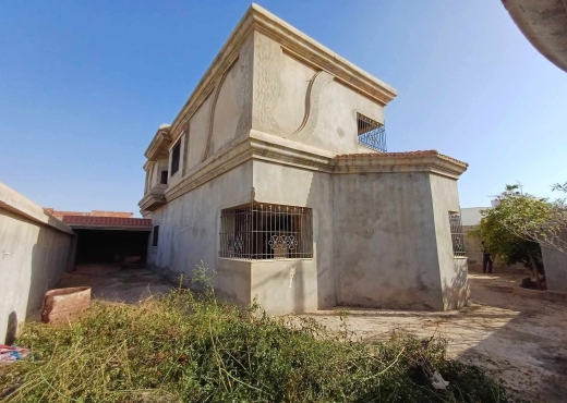 A Vendre Villa inachevé Rte Mahdia
