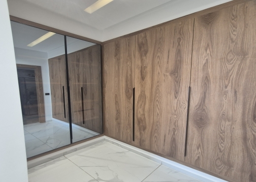 S+3  PRESTIGE   CHOUTRANA III