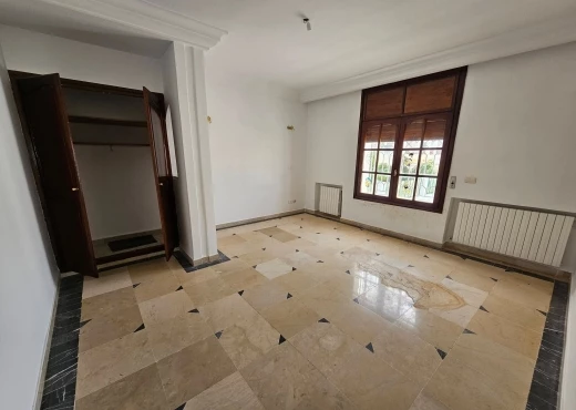 villa À Vendre à TUNIS - 📍 MENZAH 9A : À VENDRE – VILLA DE PRESTIGE - Immobiliere.tn - Photo 14