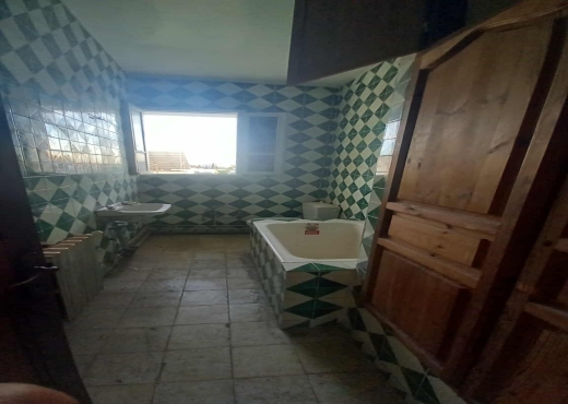 AL Etage villa Menzeh 4  1000dt