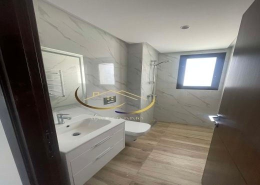 A VENDRE UN APPARTEMENT S+3 A NOUVELLE SOUKRA