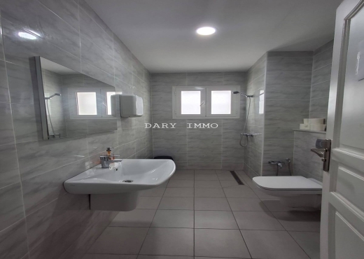 A Louer Villa Usage bureau Manar