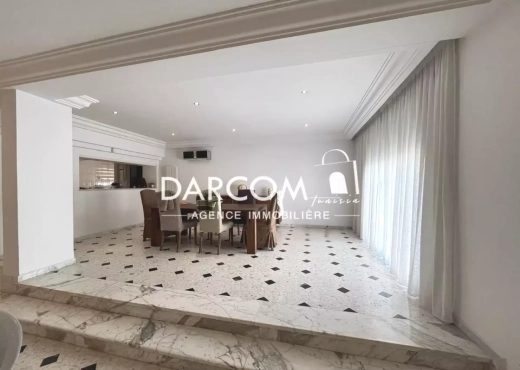 à vendre villa à Cité les pins