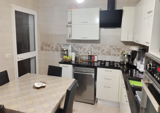 à vendre à cité saha