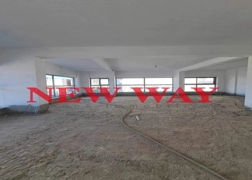 Local Commercial au  Zone Touristique