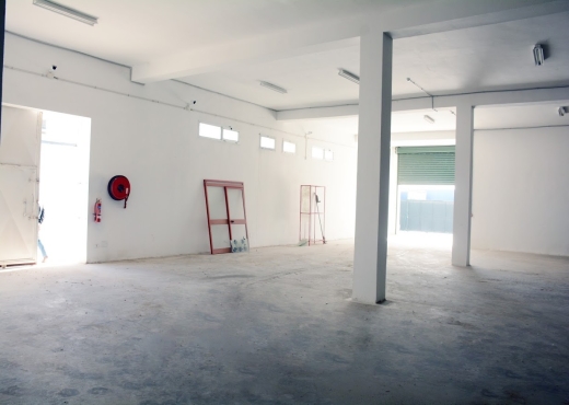 Dépôt + Bureaux à la ZI de Radès