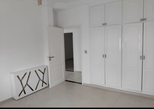 A louer Étage villa S+3 Riadh Anda