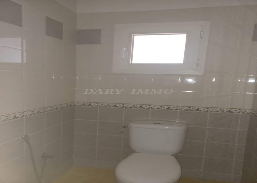 A Vendre Appartement S+3 La Soukra