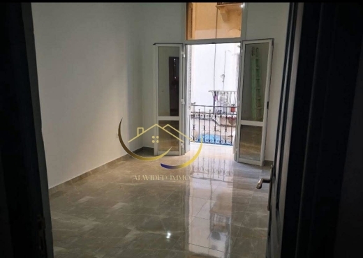 A VENDRE UN APPARTEMENT S+3 AU CENTRE VILLE