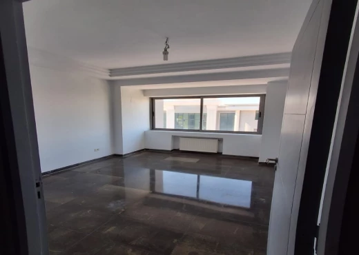 bureau À Louer à TUNIS - Bureau s+3 à louer à cité jardins - Immobiliere.tn - Photo 2