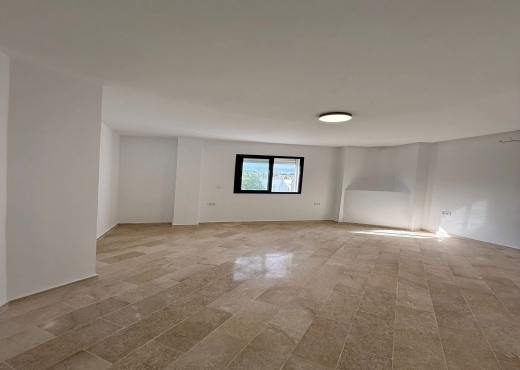 📍EL MENZAH 7 : TROIS BUREAU H+2 JAMAIS UTLISE A L