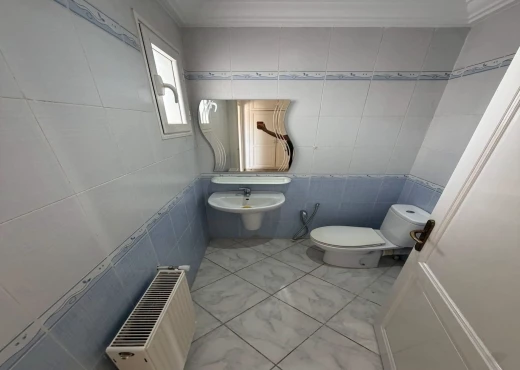 Appartement À Louer à ARIANA - À LOUER S+4 À RIADH ANDALOUS ENNAHLI - Immobiliere.tn - Photo 9