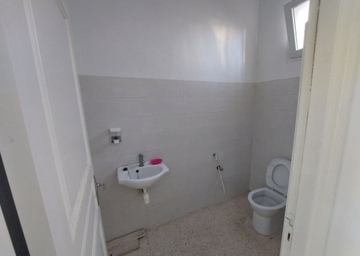 Local commercial à vendre – Mourou