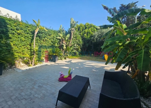 A Vendre Superbe Villa El Menzah4