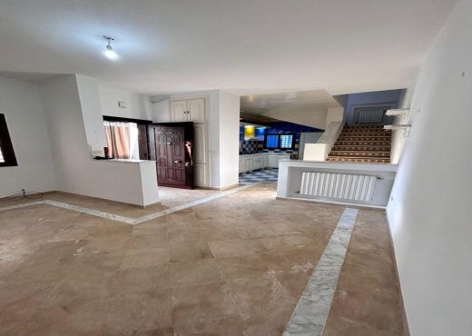 AV Grande Villa Den Den 795 MD