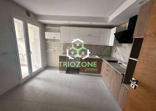 A Vendre Appart S+2 HS Cité Wahat