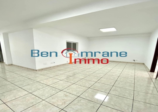 A Louer Bureau a  Riadh Andalous