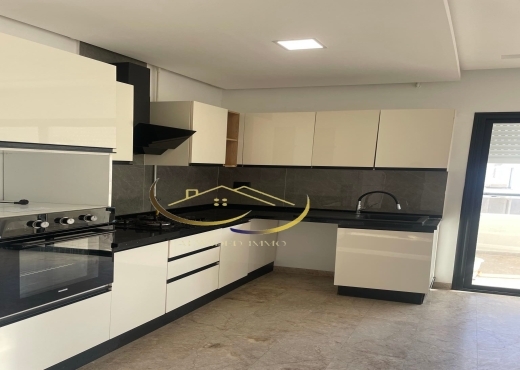 A vendre un appartement S+1 à Laouina