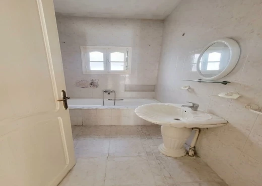 rez de chaussée À Vendre à BIZERTE - À VENDRE – RDC de villa indépendante | S+3 - Immobiliere.tn - Photo 5