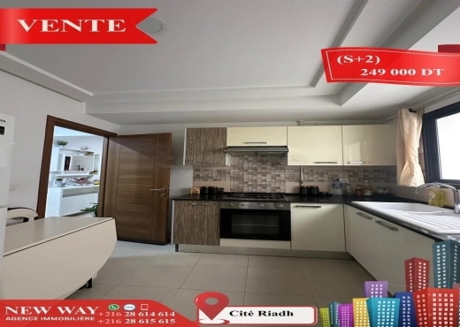 (S+2) à Cité Riadh 1 avec Place de Parking